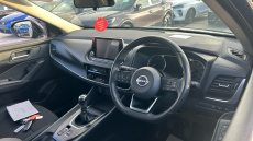 Nissan Qashqai 1.3 DiG-T MH Acenta Premium 5dr Petrol Hatchback